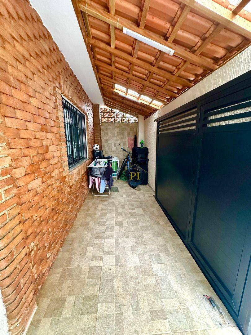 Casa à venda com 3 quartos, 101m² - Foto 38