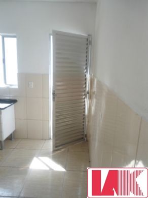 Casa para alugar com 1 quarto, 32m² - Foto 16