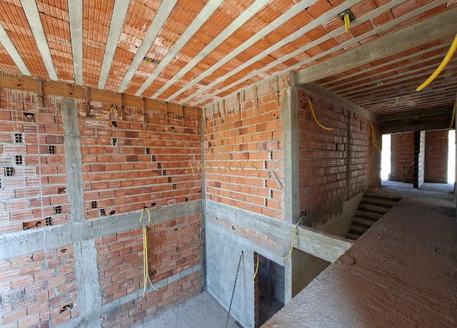 Casa de Condomínio à venda com 4 quartos, 360m² - Foto 15