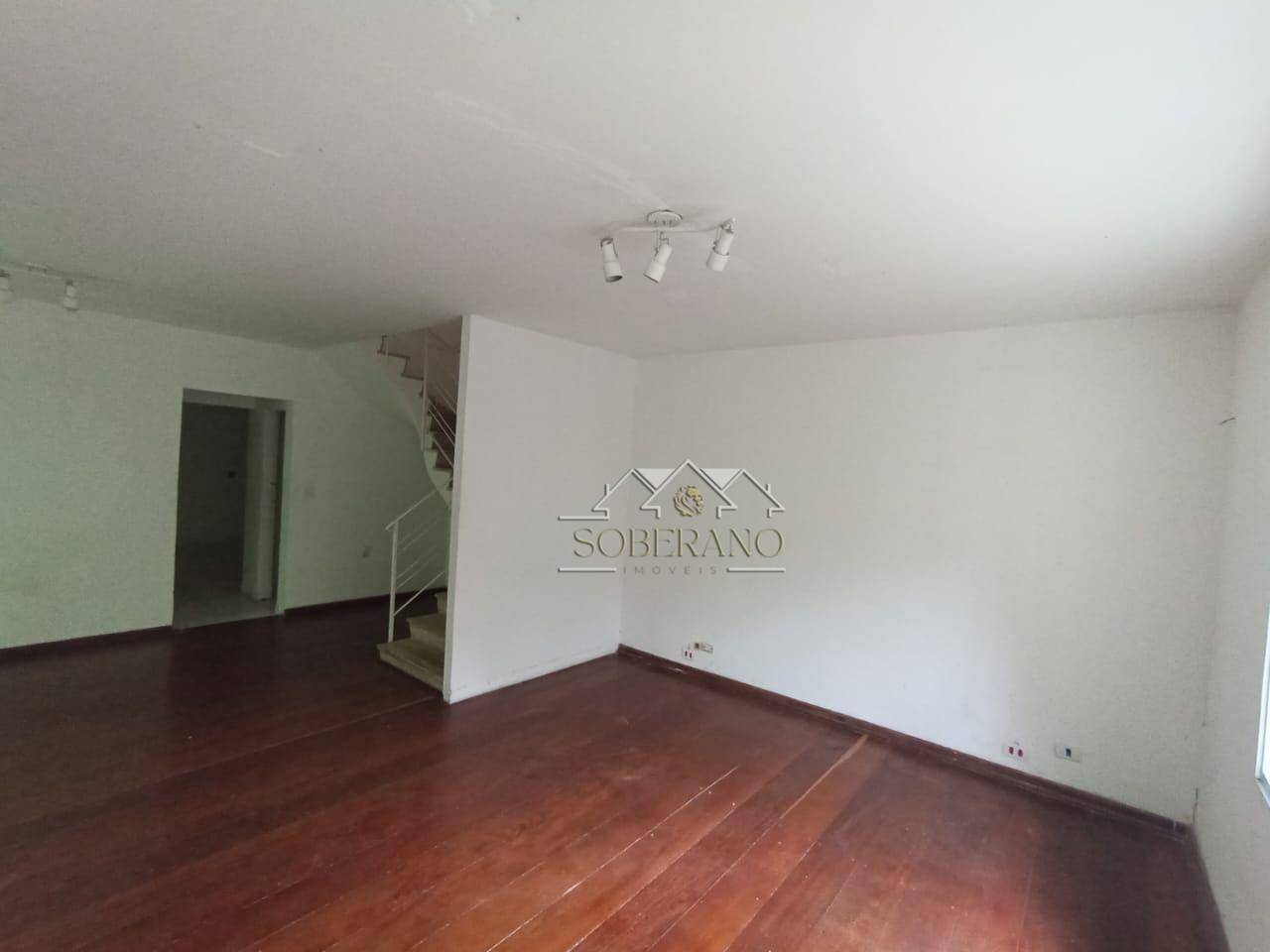 Sobrado à venda e aluguel com 4 quartos, 262m² - Foto 3