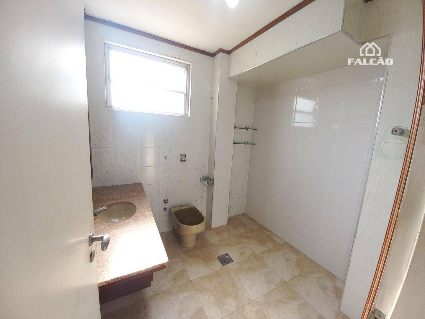 Apartamento para alugar com 4 quartos, 192m² - Foto 13