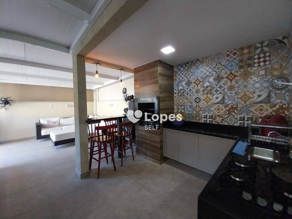 Casa à venda com 3 quartos, 180m² - Foto 18