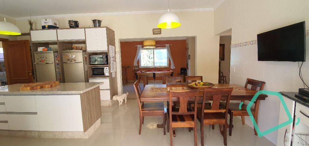 Casa de Condomínio à venda com 4 quartos, 344m² - Foto 19