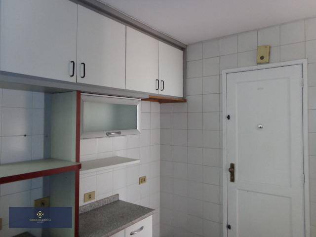 Apartamento à venda com 2 quartos, 70m² - Foto 10