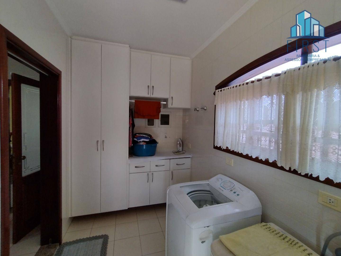 Casa à venda com 3 quartos, 230m² - Foto 15