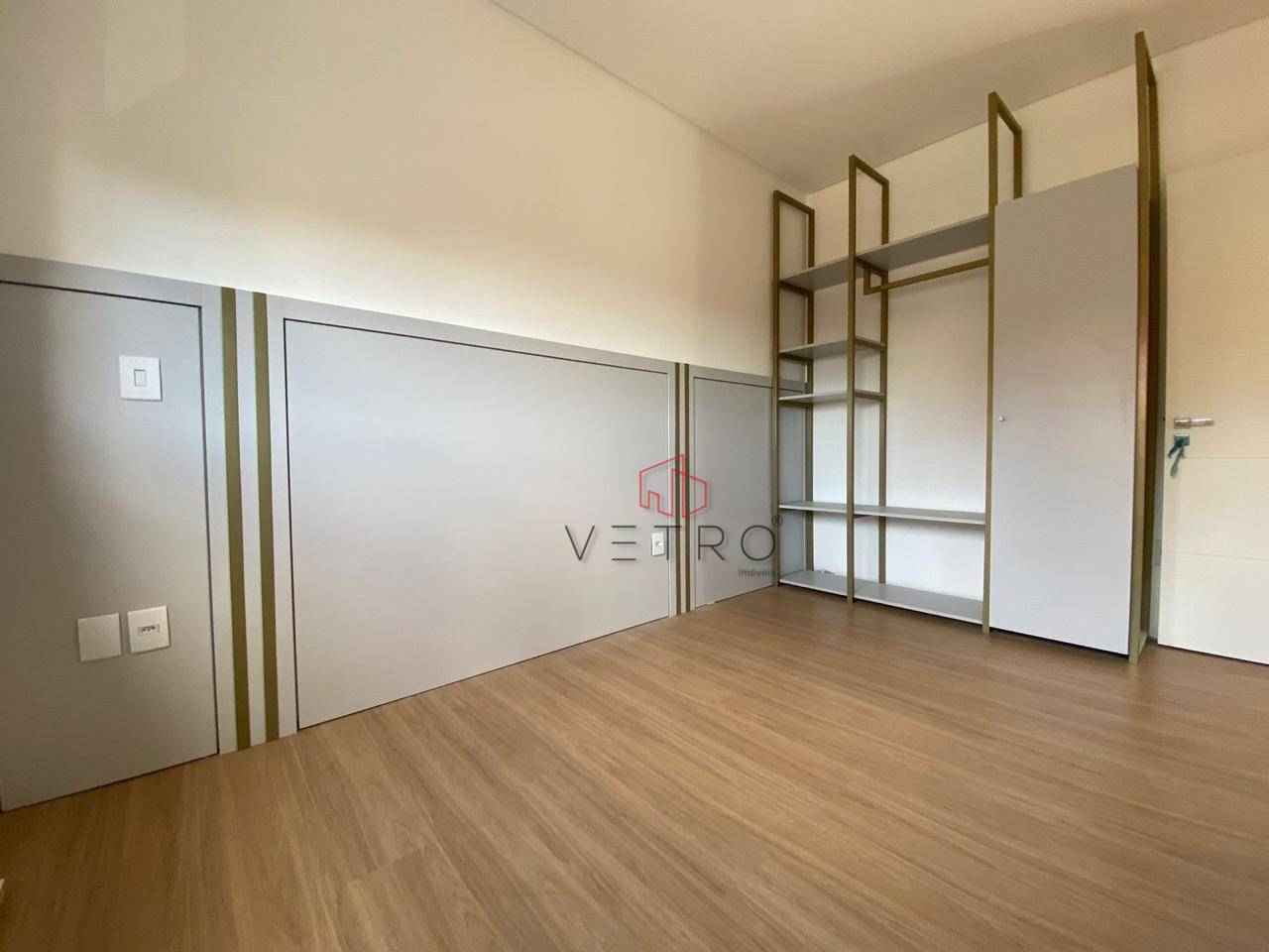 Apartamento à venda com 2 quartos, 79m² - Foto 4