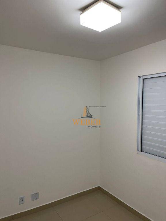 Apartamento à venda com 2 quartos, 42m² - Foto 13