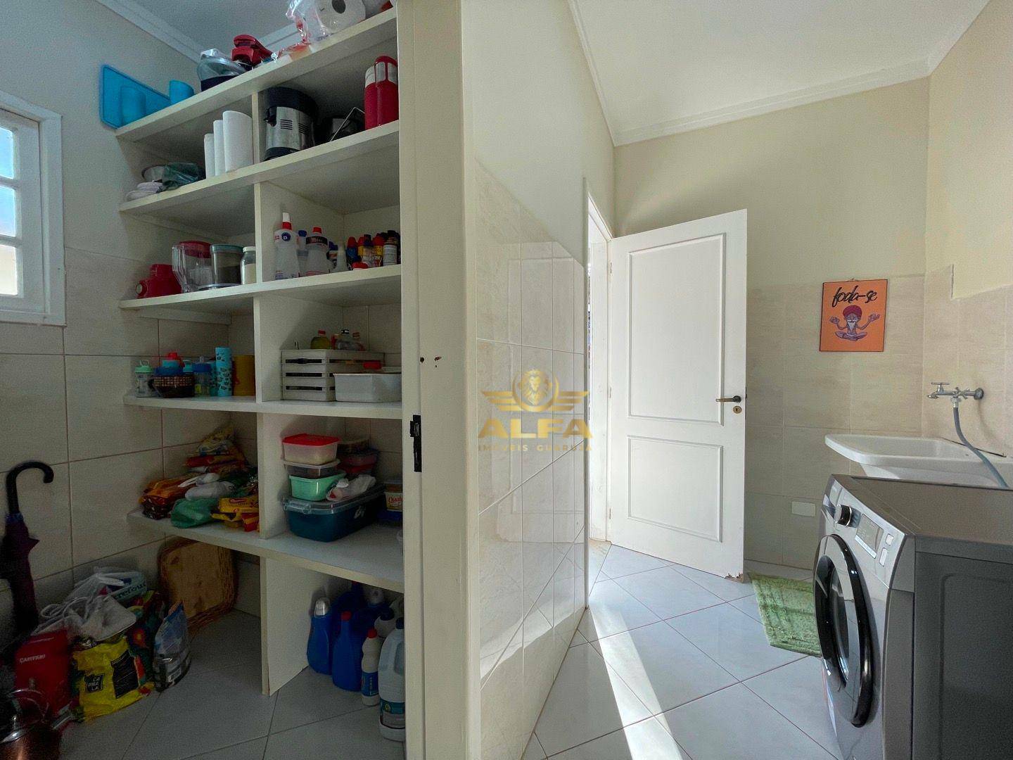 Casa de Condomínio à venda com 5 quartos, 220m² - Foto 31