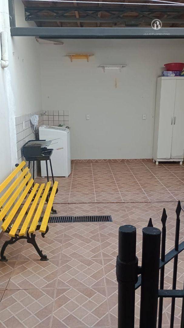 Sobrado à venda com 2 quartos, 250m² - Foto 15