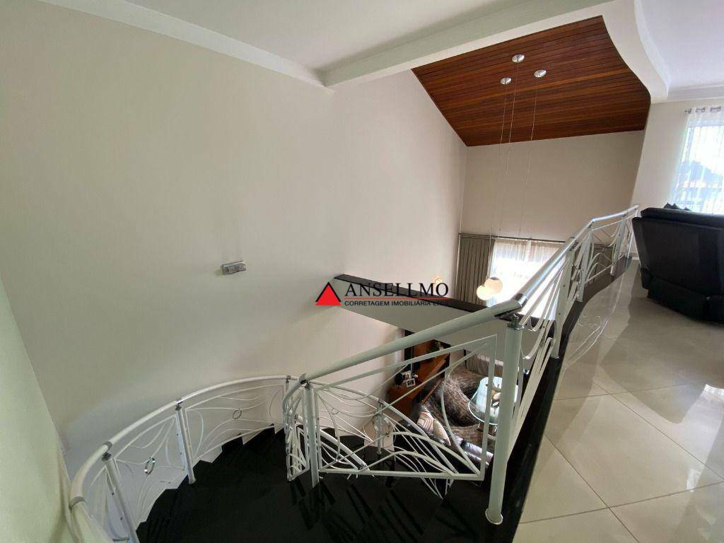Sobrado à venda com 3 quartos, 297m² - Foto 16