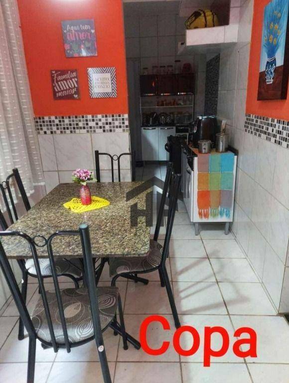 Casa à venda com 5 quartos, 225m² - Foto 15