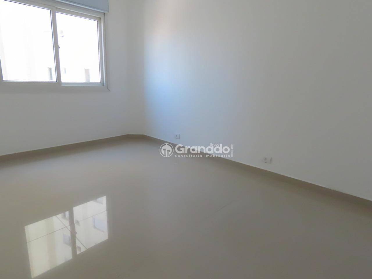 Apartamento à venda com 3 quartos, 98m² - Foto 16