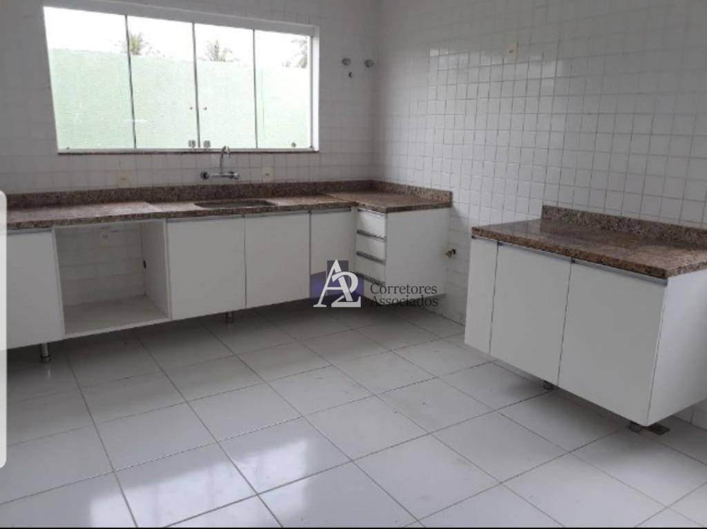 Casa à venda com 4 quartos, 300M2 - Foto 17