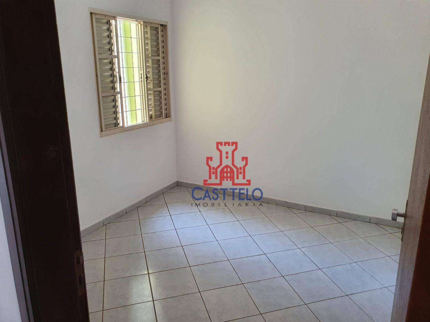 Casa à venda com 3 quartos, 100m² - Foto 13