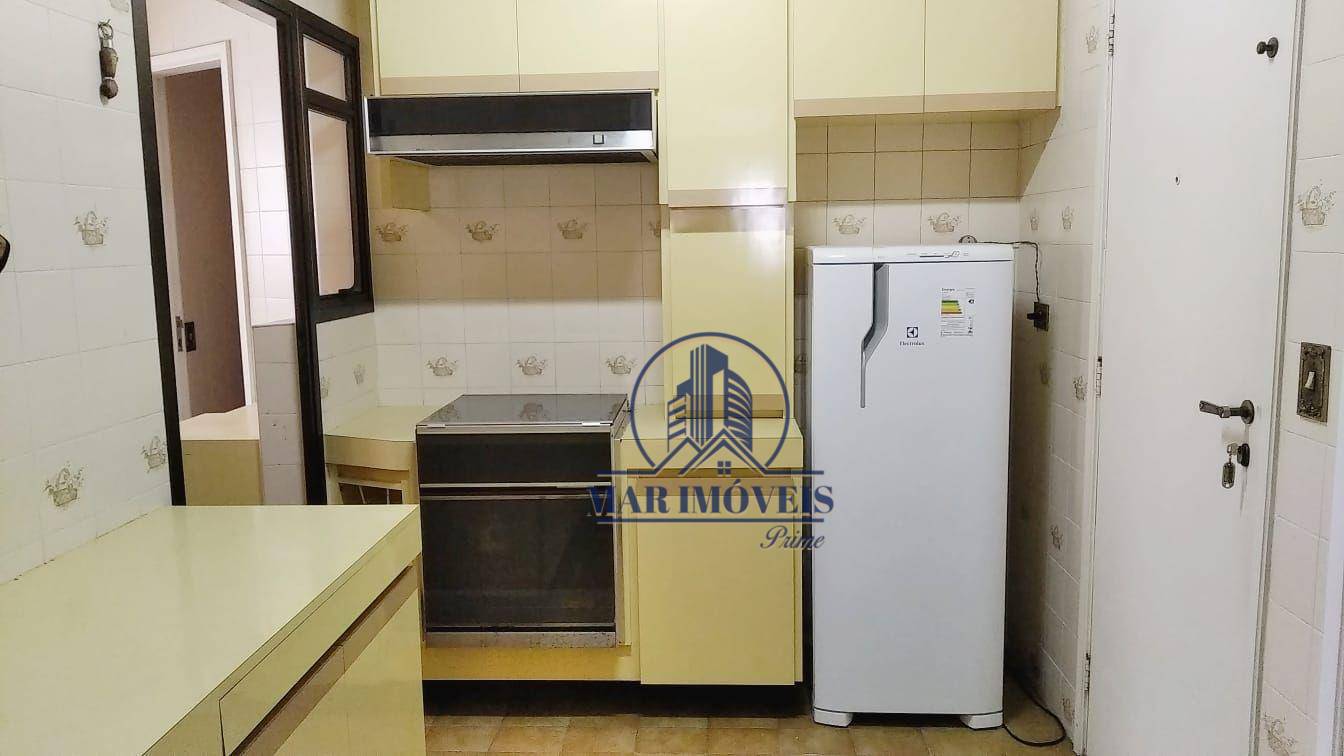 Apartamento à venda e aluguel com 3 quartos, 130m² - Foto 18