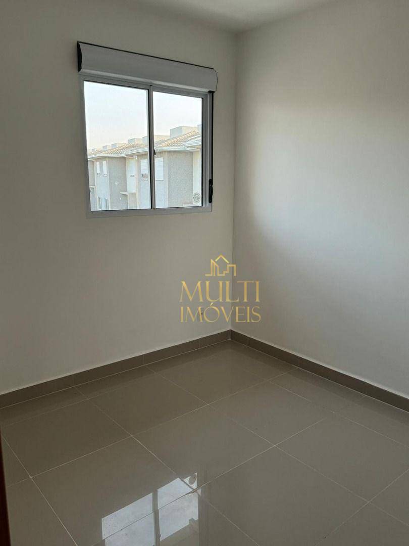 Sobrado à venda com 3 quartos, 90m² - Foto 2