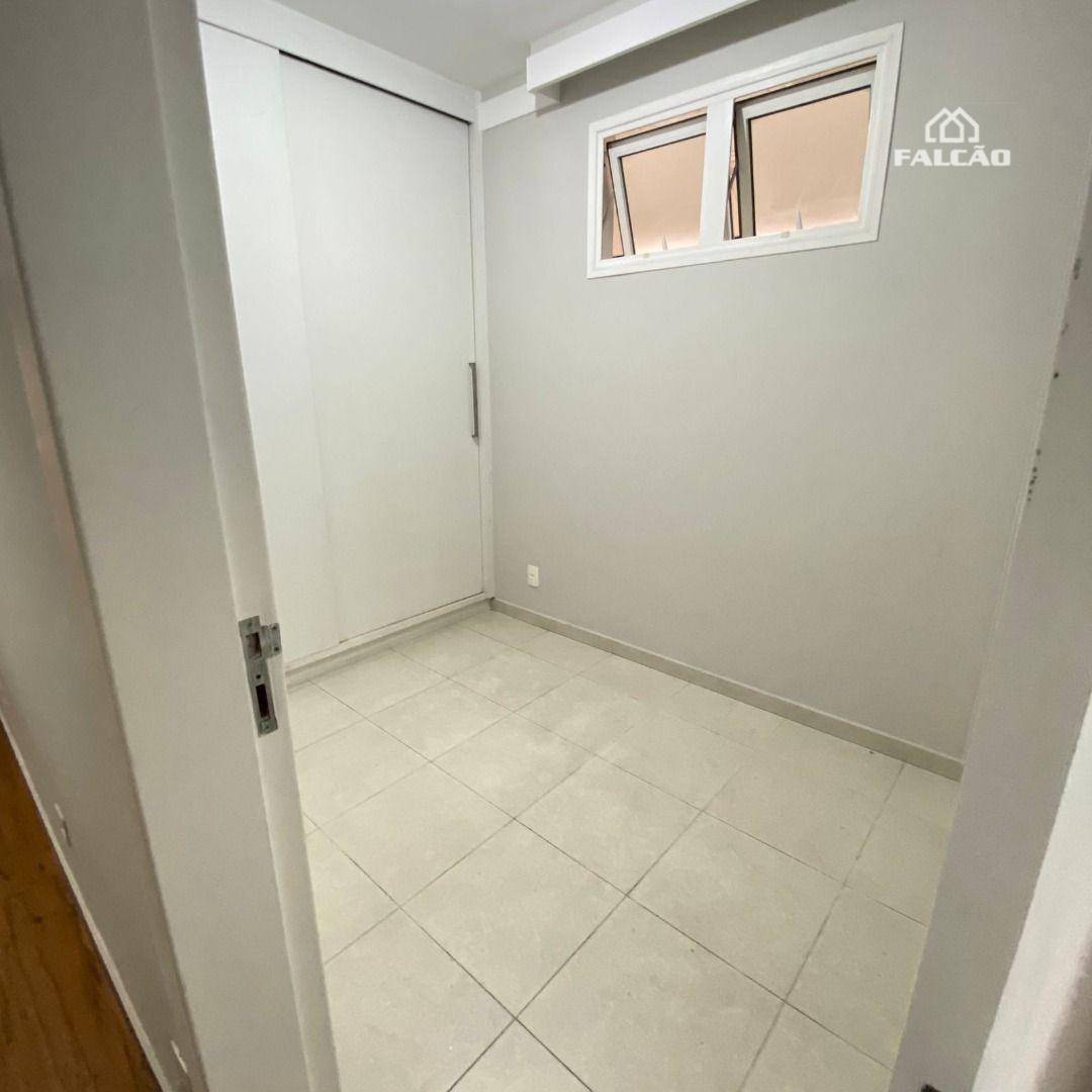 Apartamento à venda com 4 quartos, 250m² - Foto 23