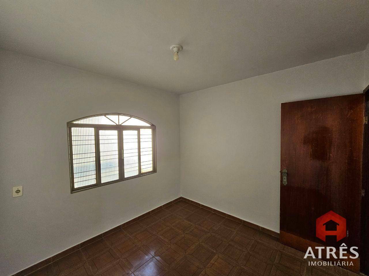 Casa para alugar com 3 quartos, 205m² - Foto 14