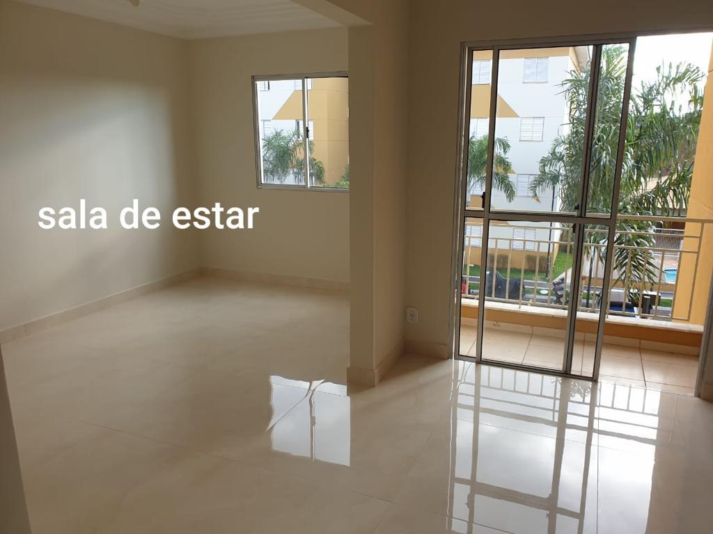 Apartamento à venda com 3 quartos, 84m² - Foto 2