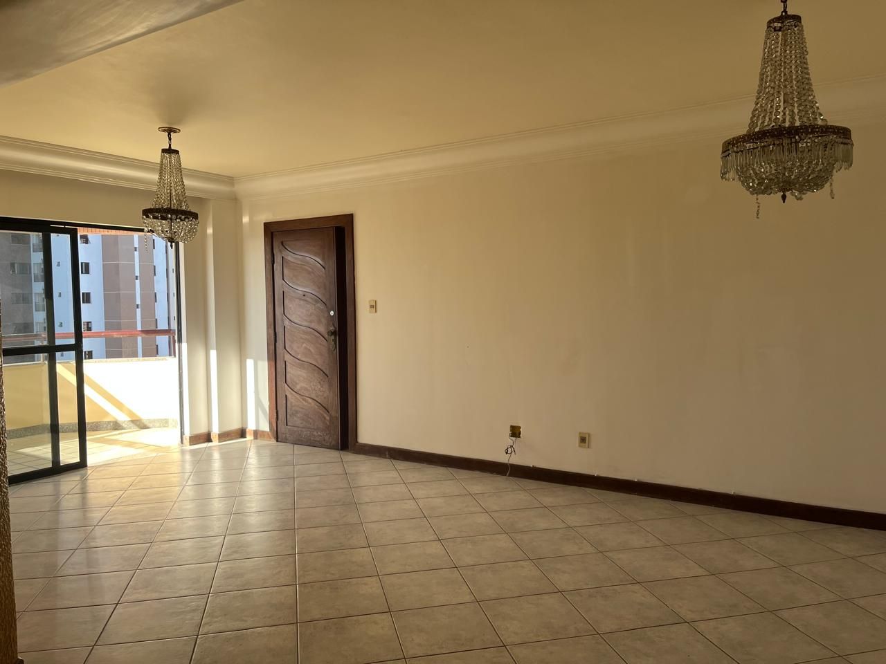 Apartamento à venda e aluguel com 4 quartos, 145m² - Foto 1