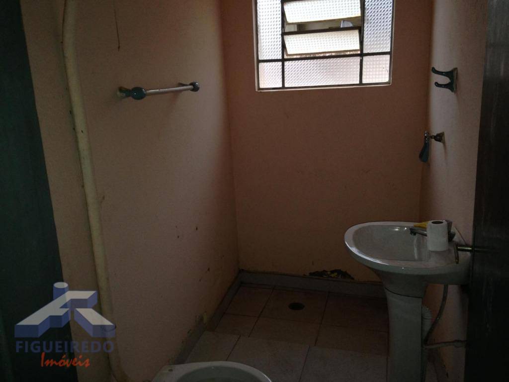 Casa à venda com 3 quartos, 152m² - Foto 14