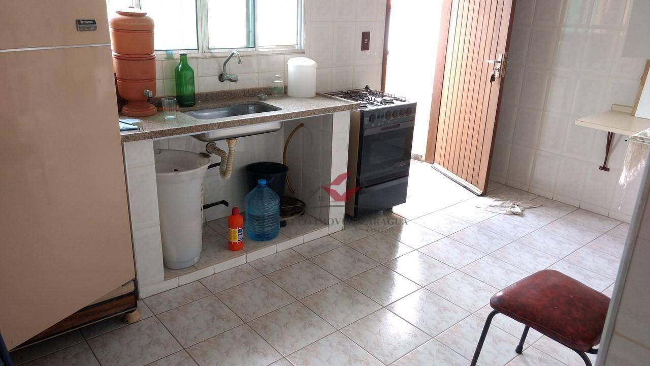 Casa de Condomínio à venda com 4 quartos, 118m² - Foto 30