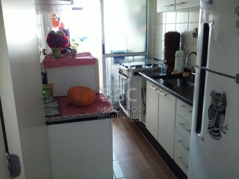 Apartamento à venda com 2 quartos, 63m² - Foto 4