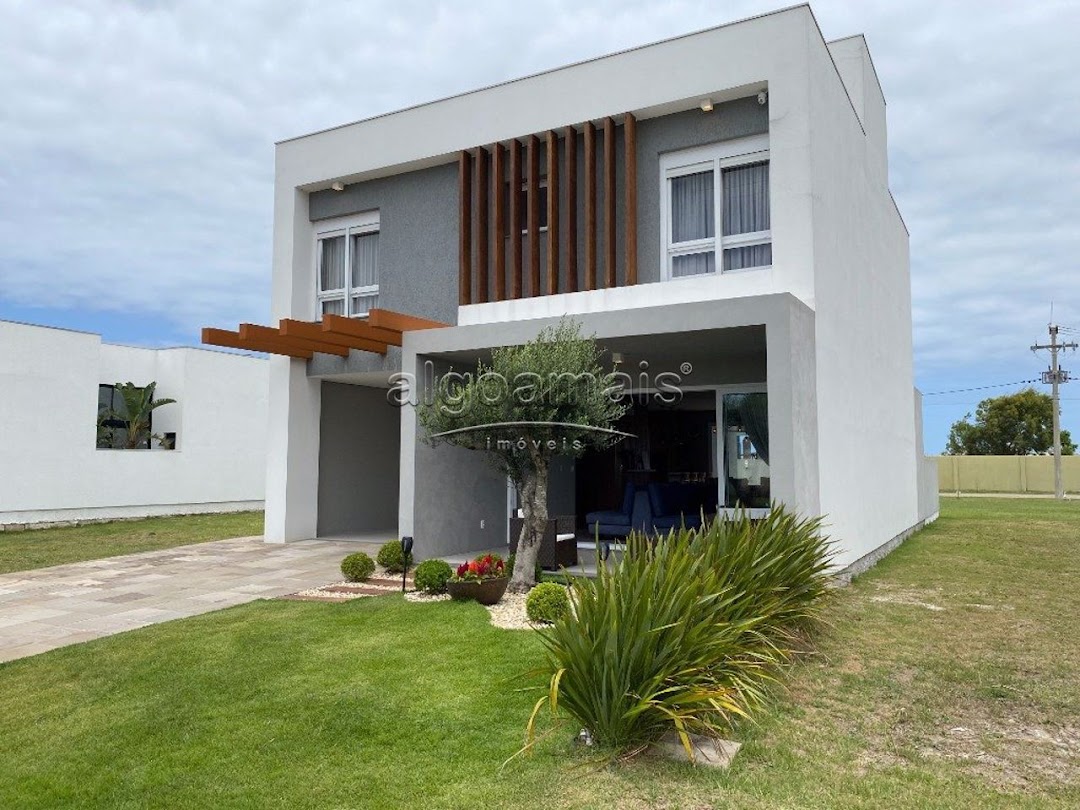 Casa de Condomínio à venda com 5 quartos, 210m² - Foto 3