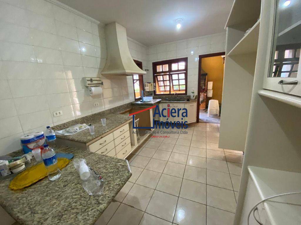 Casa de Condomínio à venda com 3 quartos, 320m² - Foto 18