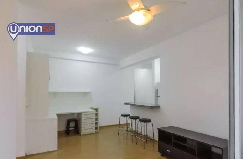 Apartamento à venda com 2 quartos, 76m² - Foto 4