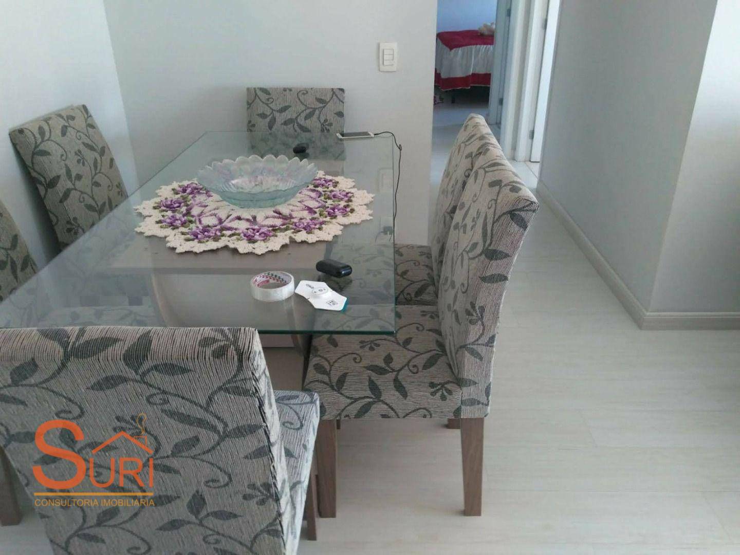 Apartamento à venda com 2 quartos, 70m² - Foto 2