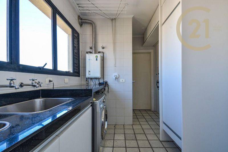 Apartamento à venda com 3 quartos, 225m² - Foto 15