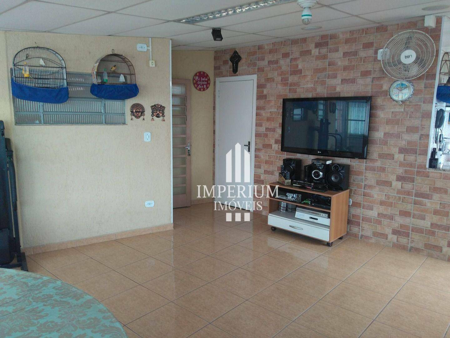 Casa à venda com 3 quartos, 200m² - Foto 4