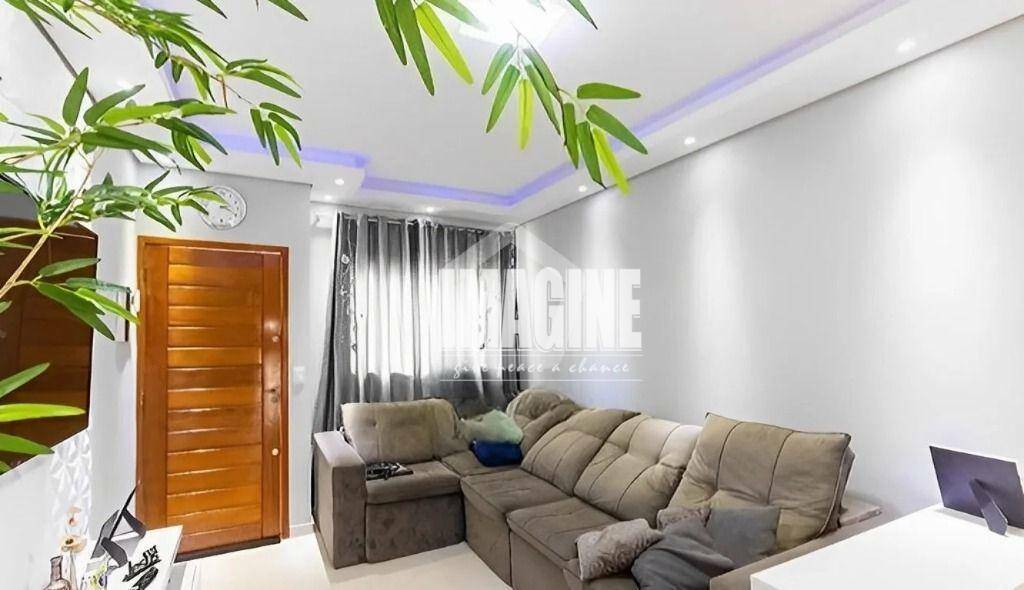 Sobrado à venda com 3 quartos, 136m² - Foto 1