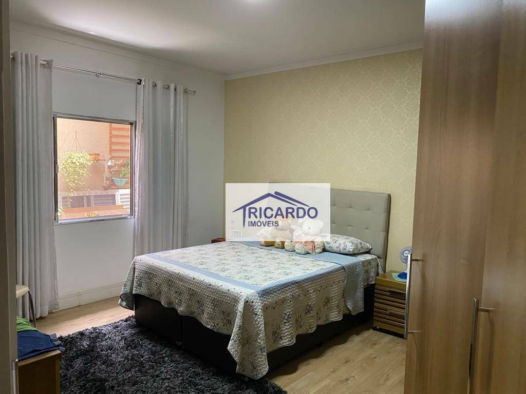 Casa à venda com 1 quarto, 210m² - Foto 6