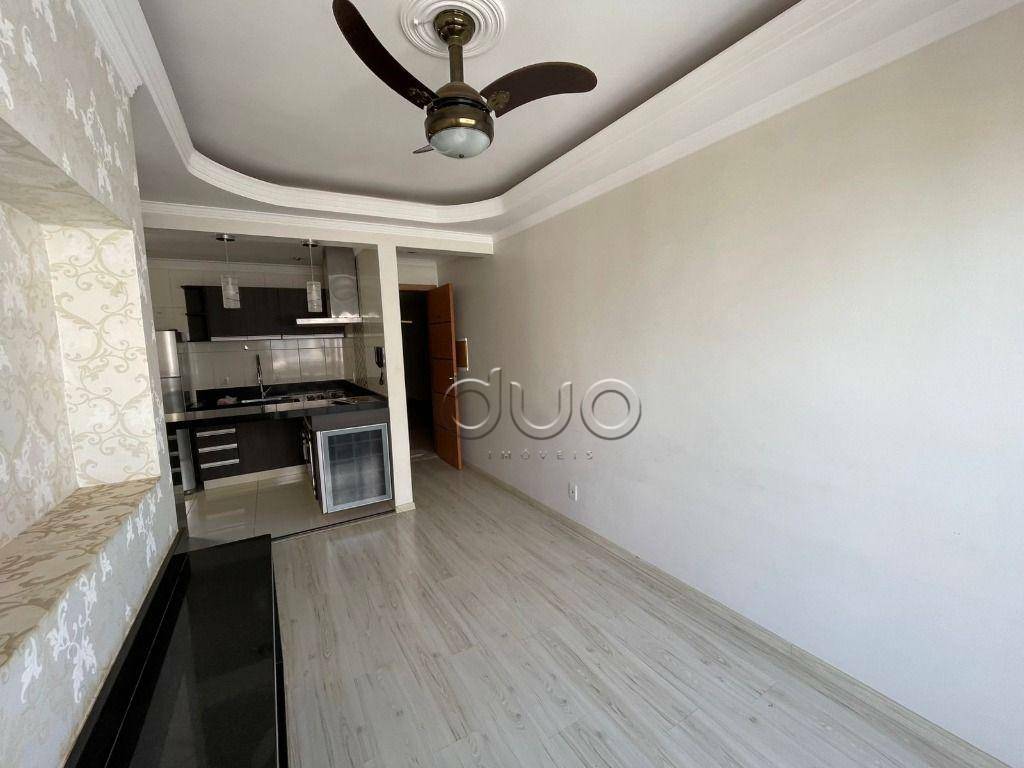 Apartamento à venda com 3 quartos, 64m² - Foto 2