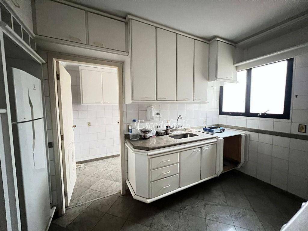 Apartamento à venda com 3 quartos, 106m² - Foto 6