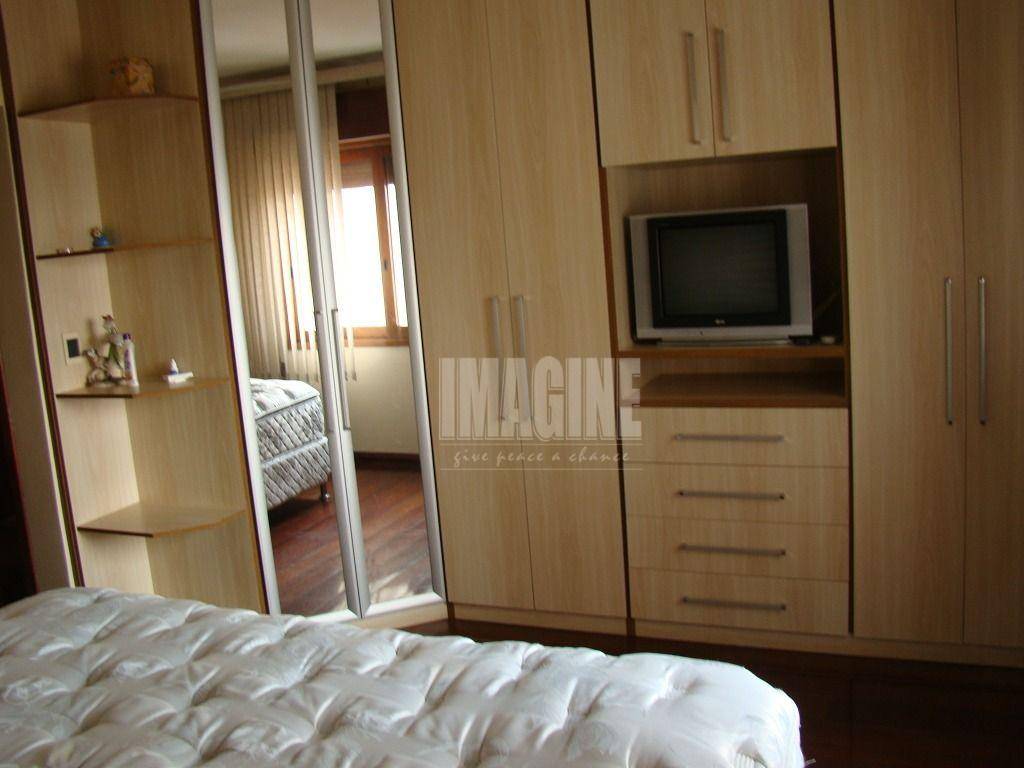 Apartamento à venda com 3 quartos, 235m² - Foto 16