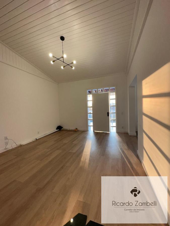 Casa à venda com 4 quartos, 317m² - Foto 11