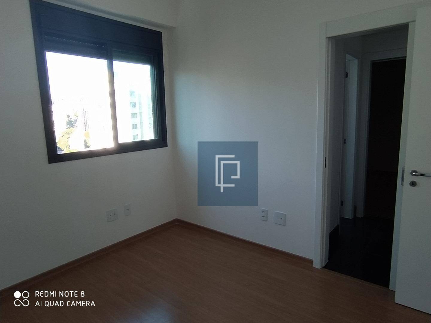 Apartamento à venda com 4 quartos, 181m² - Foto 8