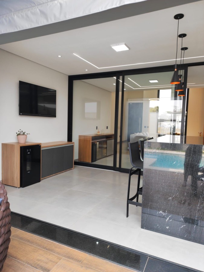 Casa à venda com 3 quartos, 183m² - Foto 9