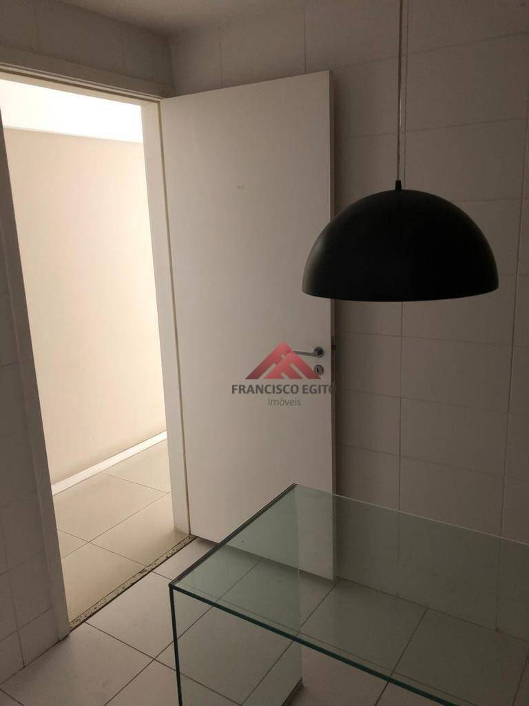 Apartamento à venda com 2 quartos, 70m² - Foto 12