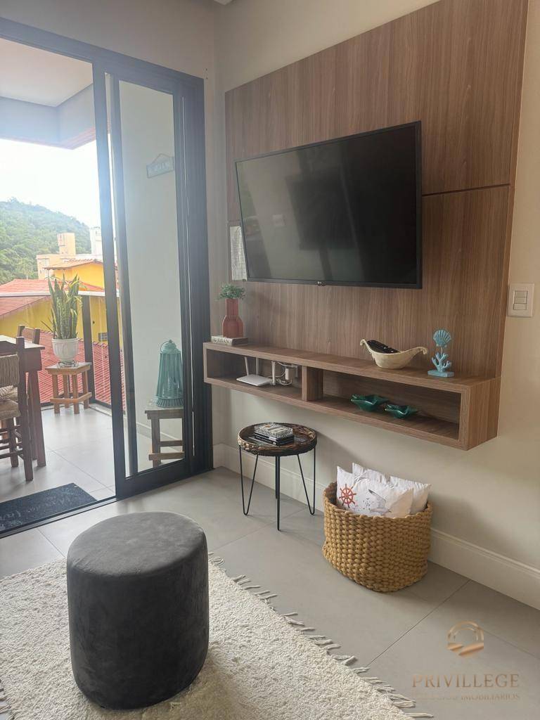 Apartamento à venda com 2 quartos, 71m² - Foto 10