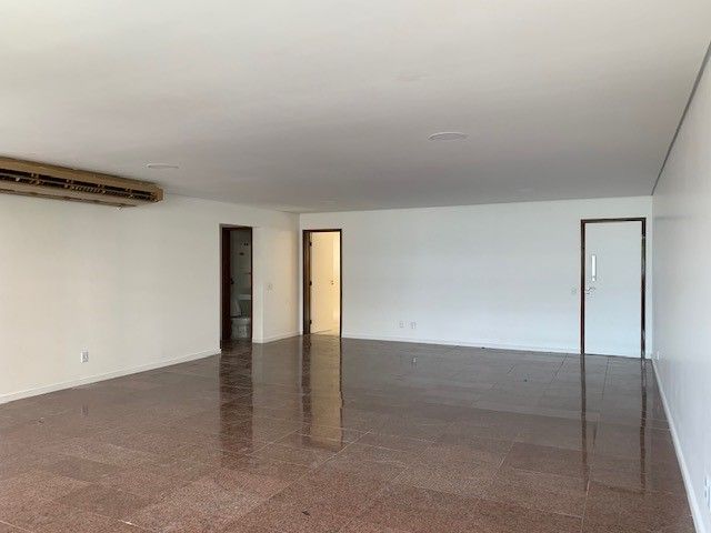 Apartamento à venda com 3 quartos, 309m² - Foto 11