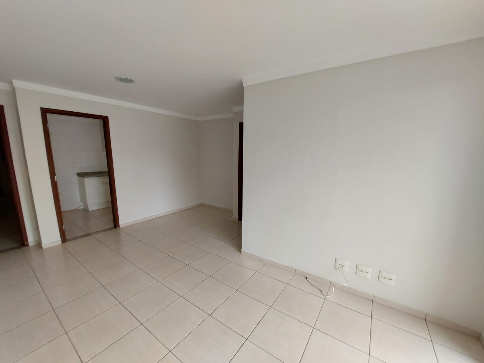 Apartamento à venda com 2 quartos, 69m² - Foto 4