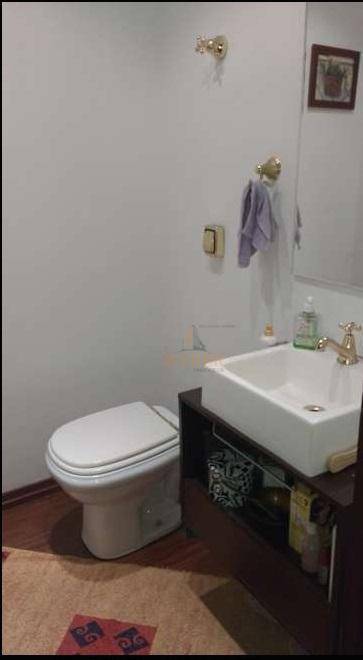 Casa de Condomínio à venda com 4 quartos, 500m² - Foto 18