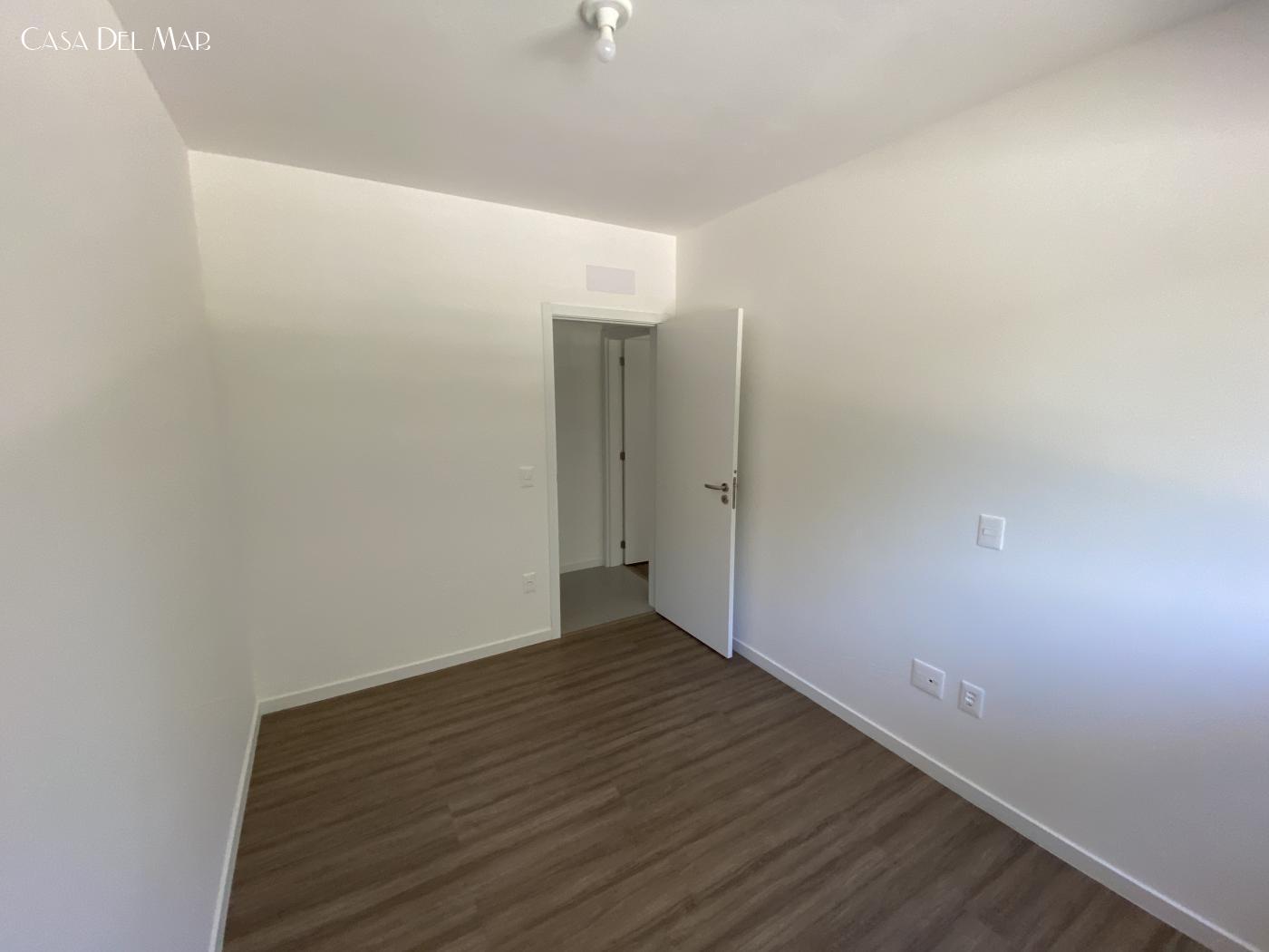 Apartamento à venda com 2 quartos, 70m² - Foto 22