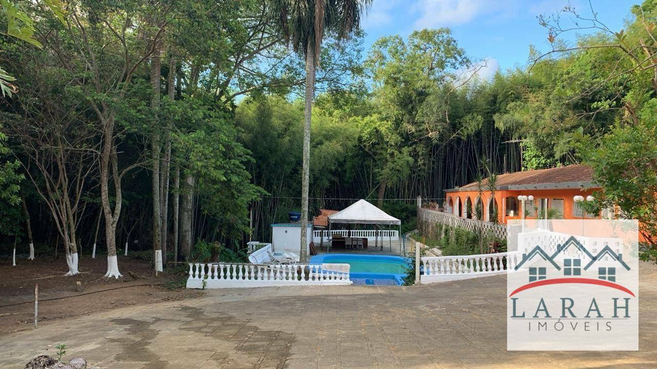 Chácara à venda com 5 quartos, 315m² - Foto 2
