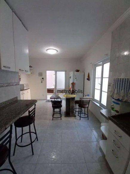 Casa à venda com 3 quartos, 200m² - Foto 4