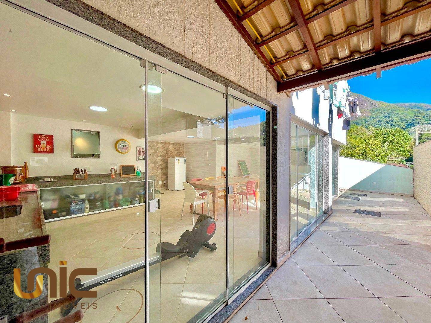 Casa de Condomínio à venda com 4 quartos, 258m² - Foto 37